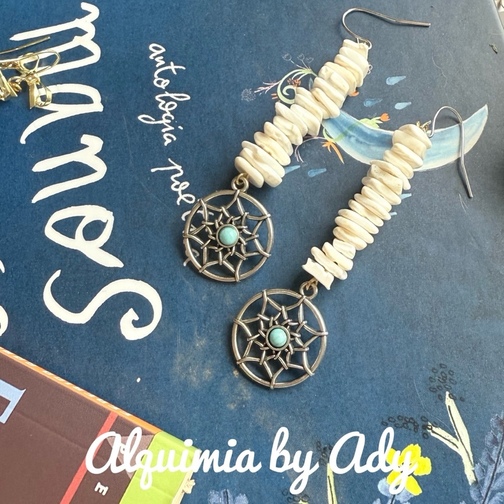 SHOULSER DUSTER EARRINGS + Turquoise and shells